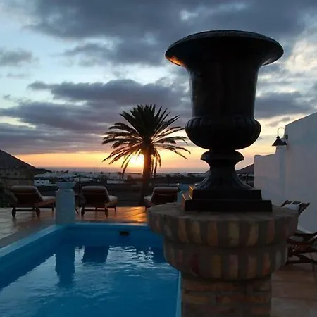 Pensión Casa De Hilario 4*