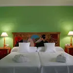 게스트하우스 Casa De Hilario 4*