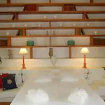 Casa De Hilario 게스트하우스 4*