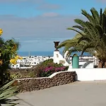 Casa De Hilario 게스트하우스 4*