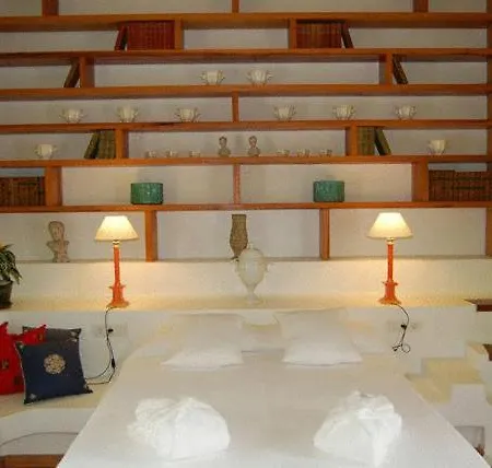 Guest house Casa De Hilario 2*
