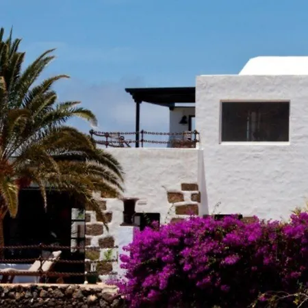 Casa De Hilario 4*