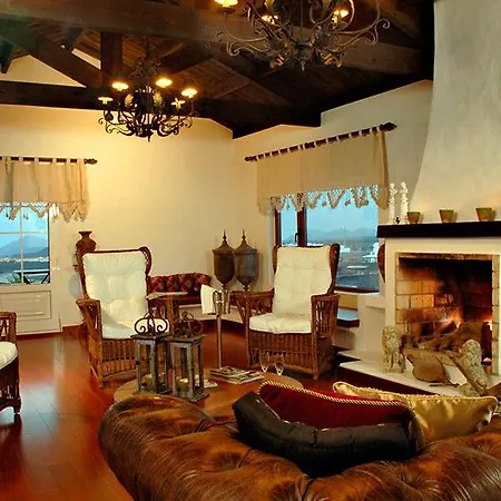 Casa De Hilario 게스트하우스 4*